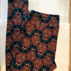 LuLaRoe TC tribal leggings